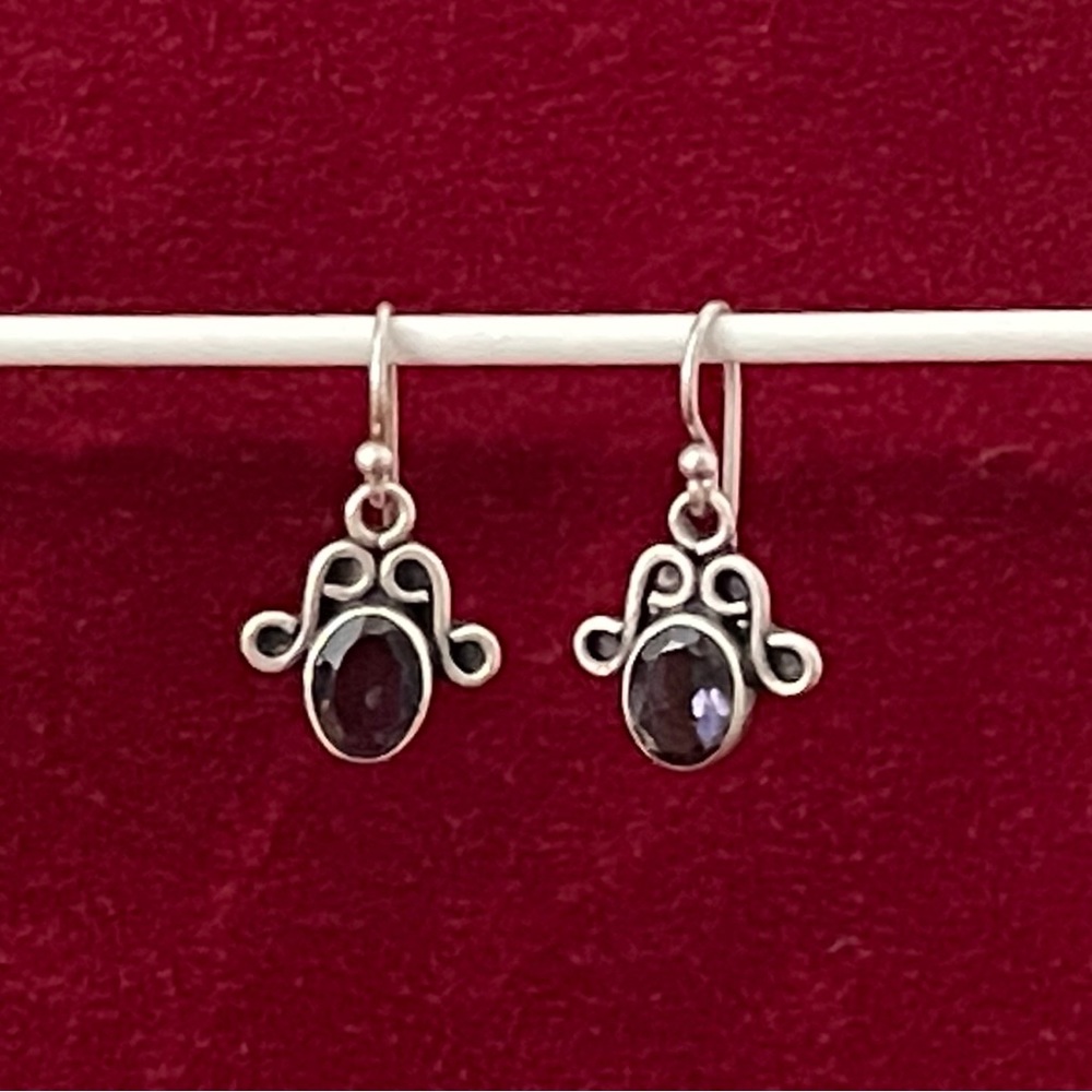 Beautiful quartz dangle sterling earrings. - Picture 2 of 5